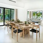 Villa Peman Luxurious Beachside Villa
