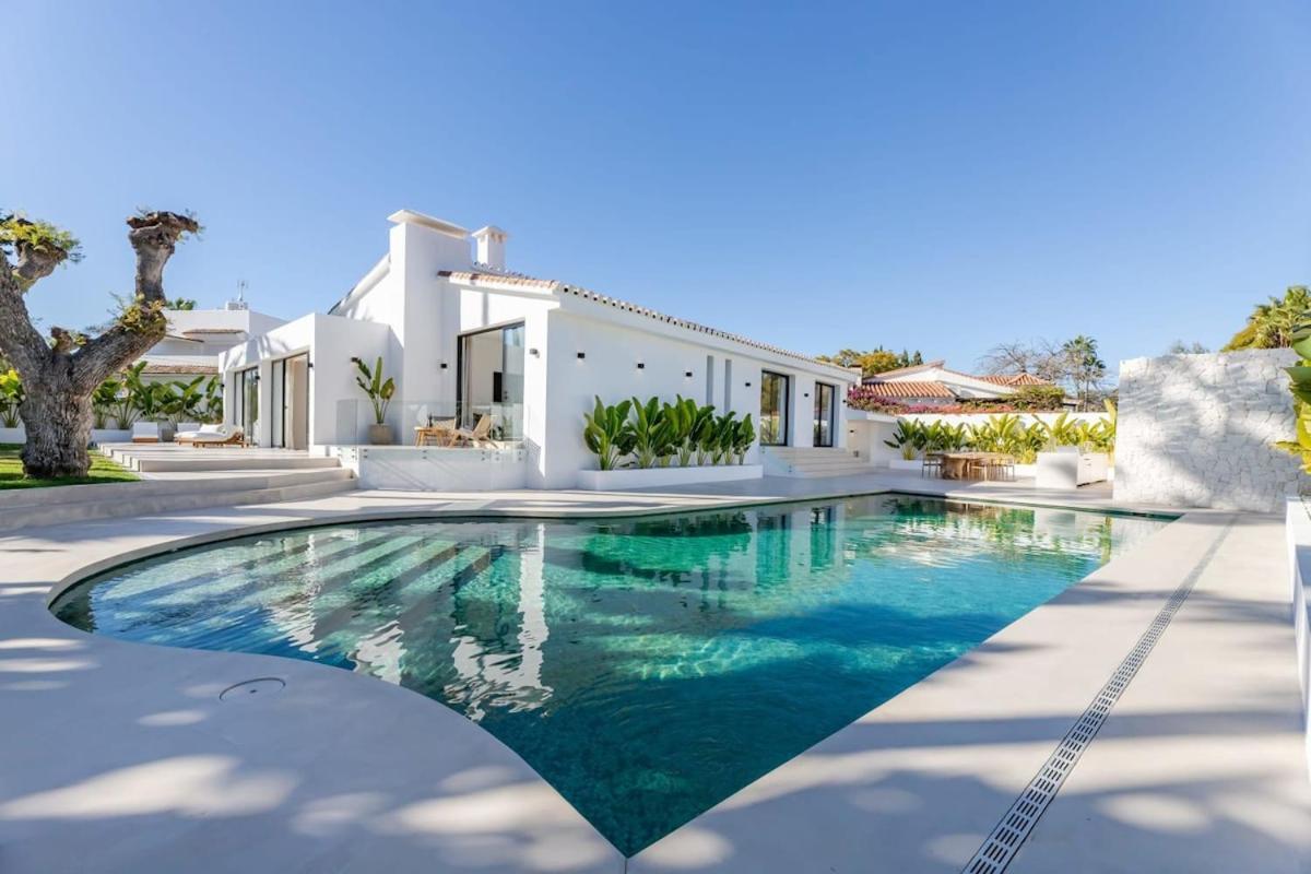 Peman Luxurious Beachside Marbella