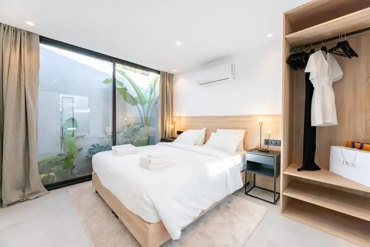 Peman Luxurious Beachside Marbella