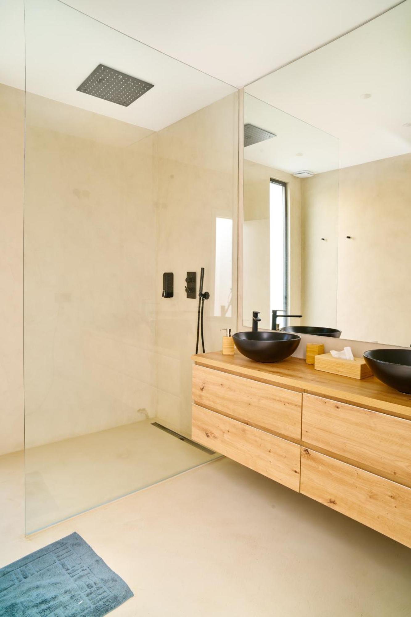 Peman Luxurious Beachside Marbella