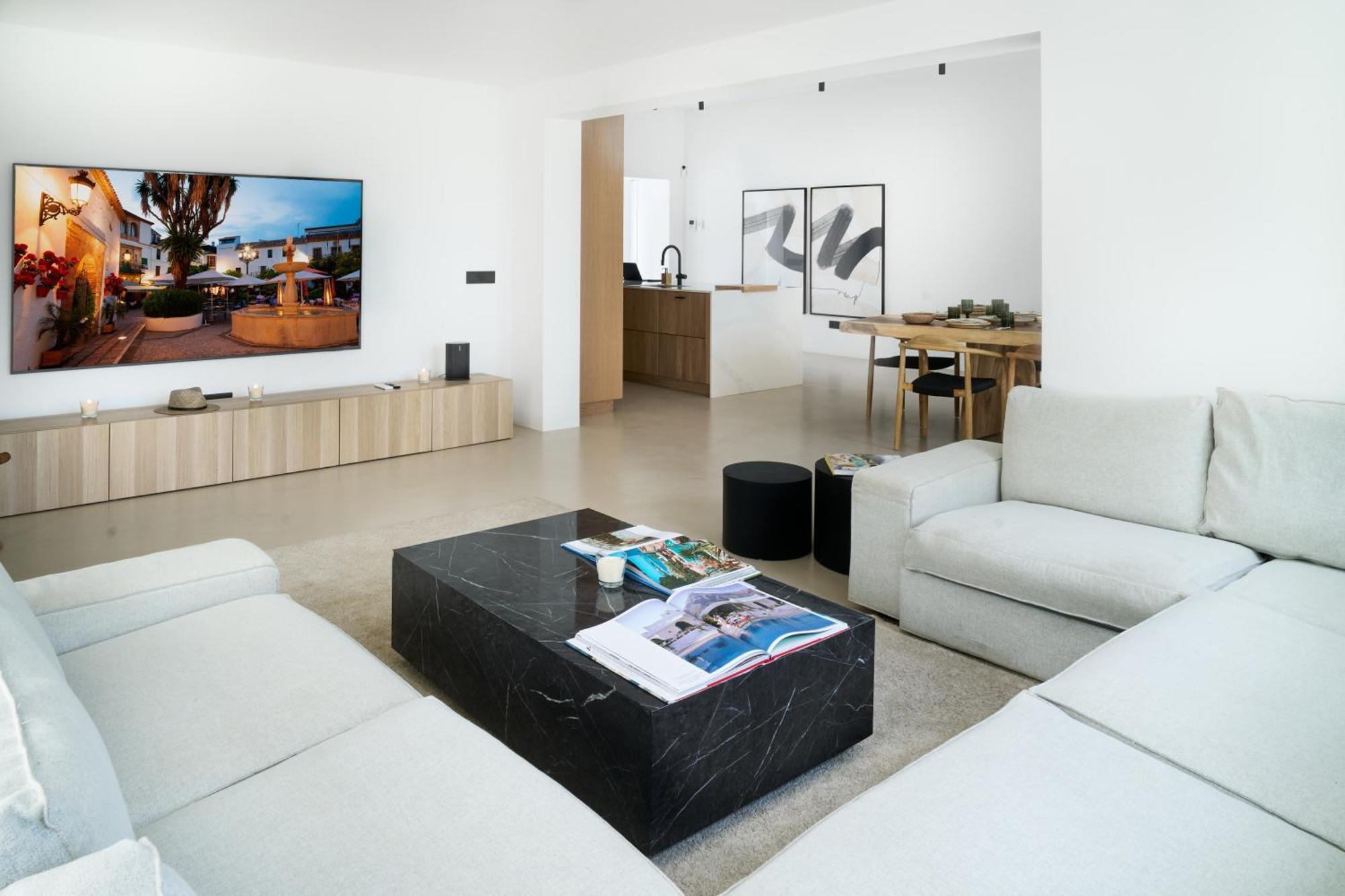 Villa Peman Luxurious Beachside Marbella