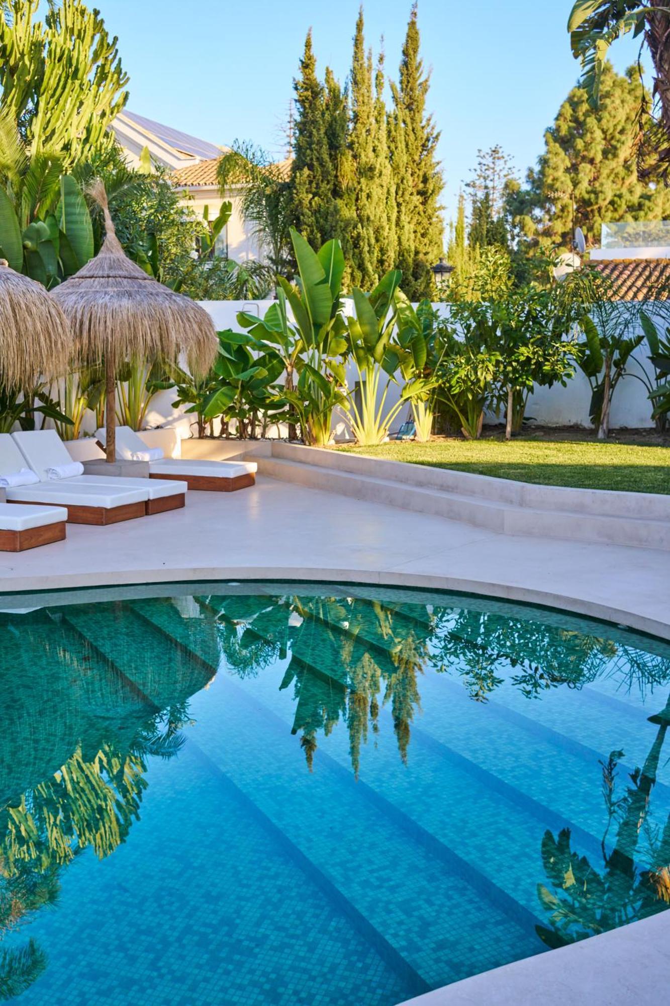 Peman Luxurious Beachside Marbella